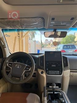 تويوتا لاندكروزر